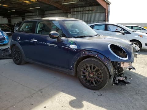 2016 Mini Cooper, VIN WMWXP7C56G3B33154. Фото 4 з 6 з аукціону Copart. Каталог авто зі США OpenDataCar.