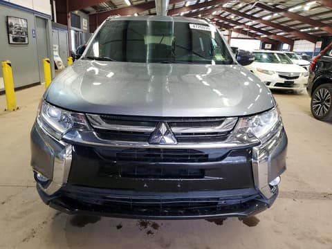 2018 Mitsubishi Outlander, VIN JA4AZ3A38JZ031038. Фото 5 з 6 з аукціону Copart. Каталог авто зі США OpenDataCar.