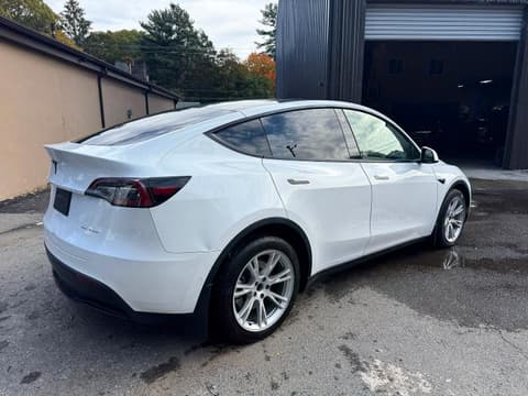 2021 Tesla Model Y, VIN 5YJYGDEE5MF295078. Фото 4 з 6 з аукціону Copart. Каталог авто зі США OpenDataCar.