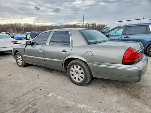 2003 Mercury Grand Marquis, VIN 2MEFM75W83X672719. Фото 2 з 6 з аукціону Copart. Каталог авто зі США OpenDataCar.