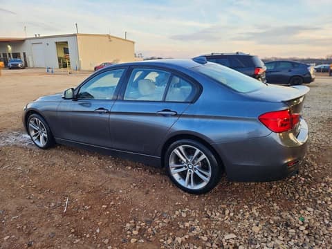 2016 Bmw 3 Series, VIN WBA8E9G5XGNT85362. Фото 2 з 6 з аукціону Copart. Каталог авто зі США OpenDataCar.
