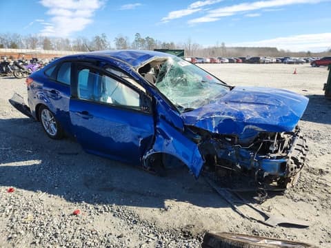 2018 Ford Focus, VIN 1FADP3F22JL298418. Фото 4 з 6 з аукціону Copart. Каталог авто зі США OpenDataCar.