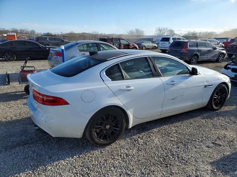 2017 Jaguar XE, VIN SAJAD4BG9HA964694. Фото 3 з 6 з аукціону Copart. Каталог авто зі США OpenDataCar.