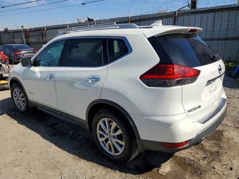 2017 Nissan Rogue, VIN 5N1ET2MT9HC784746. Фото 2 з 6 з аукціону Copart. Каталог авто зі США OpenDataCar.