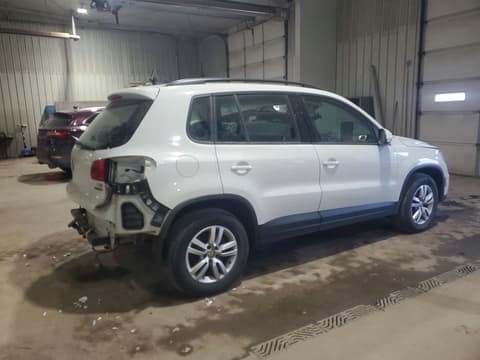 2017 Volkswagen Tiguan, VIN WVGBV7AXXHK020346. Фото 3 з 6 з аукціону Copart. Каталог авто зі США OpenDataCar.