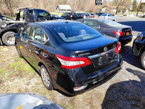 2015 Nissan Sentra, VIN 3N1AB7AP5FL658110. Фото 3 з 6 з аукціону Copart. Каталог авто зі США OpenDataCar.