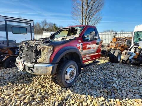 2020 Ford F-550, VIN 1FDUF5HT7LDA11596. Фото 1 з 6 з аукціону Copart. Каталог авто зі США OpenDataCar.