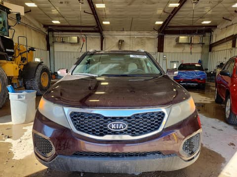 2012 Kia Sorento, VIN 5XYKTDA29CG235082. Фото 5 з 6 з аукціону Copart. Каталог авто зі США OpenDataCar.