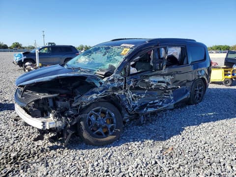 2019 Chrysler Pacifica, VIN 2C4RC1BG9KR638870. Фото 1 з 6 з аукціону Copart. Каталог авто зі США OpenDataCar.