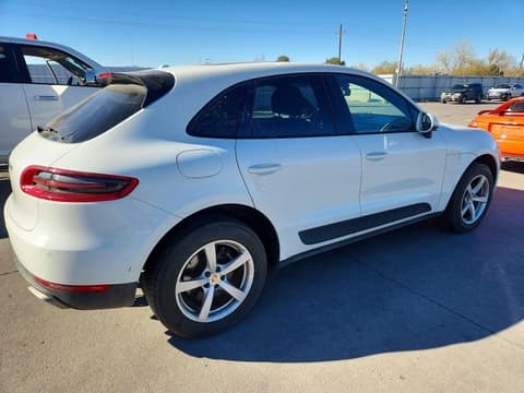 2017 Porsche Macan, VIN WP1AA2A52HLB09270. Фото 3 з 6 з аукціону Copart. Каталог авто зі США OpenDataCar.