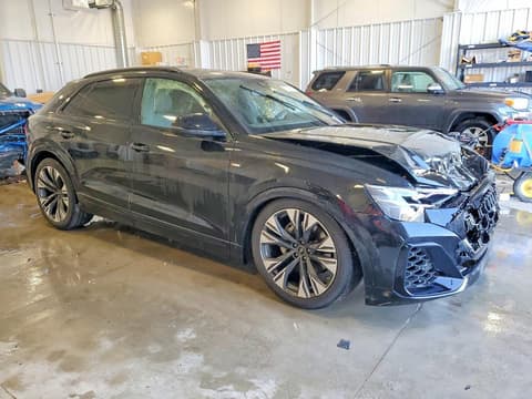 2026 Audi Q8, VIN WA1EVBF1XTD005717. Фото 4 з 6 з аукціону Copart. Каталог авто зі США OpenDataCar.