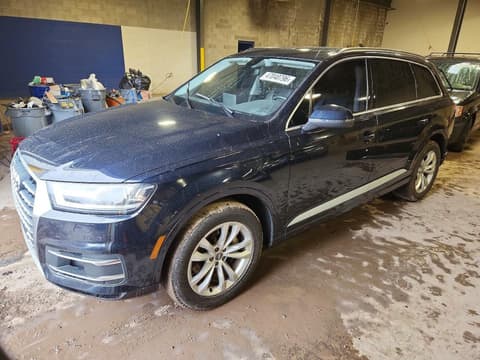 2017 Audi Q7, VIN WA1LAAF77HD047562. Фото 1 з 6 з аукціону Copart. Каталог авто зі США OpenDataCar.