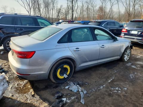 2017 Audi A4, VIN WAUANAF40HN004289. Фото 3 з 6 з аукціону Copart. Каталог авто зі США OpenDataCar.