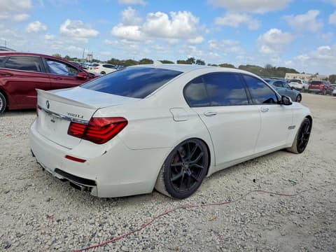2014 Bmw 7 Series, VIN WBAYE8C58ED134987. Фото 3 з 6 з аукціону Copart. Каталог авто зі США OpenDataCar.