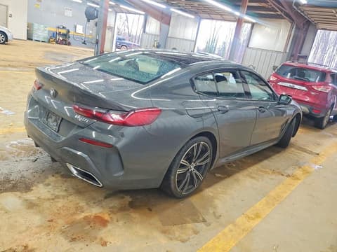 2022 Bmw 8 Series, VIN WBAGV4C04NCG89193. Zdjęcie 3 z 6 z aukcji Copart. Katalog aut z USA OpenDataCar.