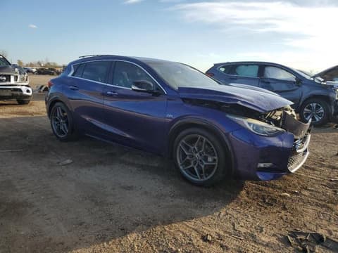 2017 Infiniti QX30, VIN SJKCH5CP4HA023781. Zdjęcie 4 z 6 z aukcji Copart. Katalog aut z USA OpenDataCar.