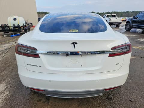 2014 Tesla Model S, VIN 5YJSA1H17EFP50464. Фото 6 з 6 з аукціону Copart. Каталог авто зі США OpenDataCar.