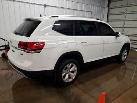 2018 Volkswagen Atlas, VIN 1V2LR2CA2JC523179. Фото 3 з 6 з аукціону Copart. Каталог авто зі США OpenDataCar.