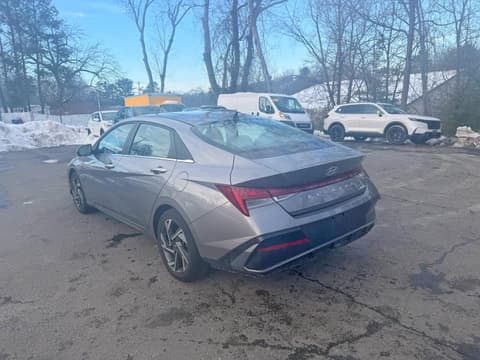 2024 Hyundai Elantra, VIN KMHLP4DG7RU778921. Фото 3 з 6 з аукціону Copart. Каталог авто зі США OpenDataCar.