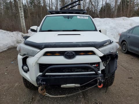 2018 Toyota 4Runner, VIN JTEBU5JRXJ5561040. Фото 5 з 6 з аукціону Copart. Каталог авто зі США OpenDataCar.