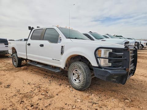 2018 Ford F-350 Super Duty, VIN 1FT8W3BT7JEC94897. Фото 4 з 6 з аукціону Copart. Каталог авто зі США OpenDataCar.