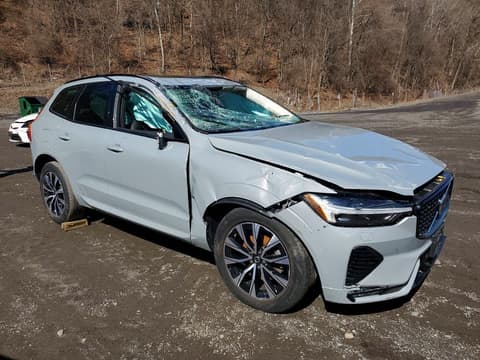 2024 Volvo XC60, VIN YV4L12RK8R1755671. Фото 4 з 6 з аукціону Copart. Каталог авто зі США OpenDataCar.