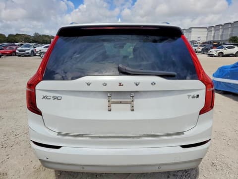 2022 Volvo XC90, VIN YV4A221K8N1817919. Фото 6 з 6 з аукціону Copart. Каталог авто зі США OpenDataCar.