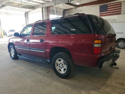 2004 Chevrolet Suburban, VIN 3GNFK16Z94G204630. Фото 2 з 6 з аукціону Copart. Каталог авто зі США OpenDataCar.