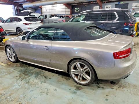 2010 Audi S5, VIN WAUVGAFH0AN013191. Фото 2 из 6 с аукциона Copart. Каталог авто из США OpenDataCar.