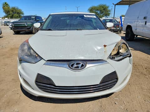 2013 Hyundai Veloster, VIN KMHTC6AD0DU167395. Фото 5 з 6 з аукціону Copart. Каталог авто зі США OpenDataCar.