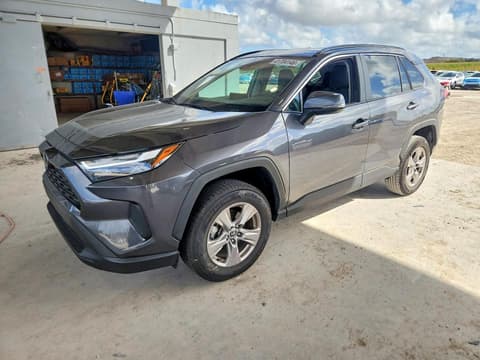 2023 Toyota RAV4, VIN 2T3W1RFV4PC216181. Zdjęcie 1 z 6 z aukcji Copart. Katalog aut z USA OpenDataCar.