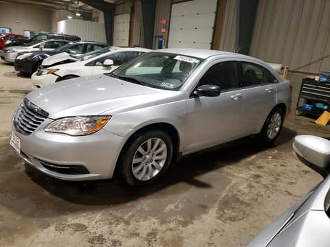 2011 Chrysler 200, VIN 1C3BC1FB9BN625828. Фото 1 з 6 з аукціону Copart. Каталог авто зі США OpenDataCar.