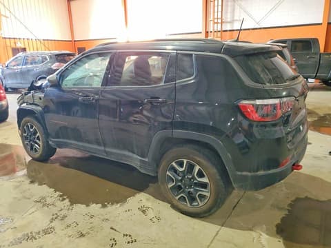 2019 Jeep Compass, VIN 3C4NJDDB3KT645723. Фото 2 з 6 з аукціону Copart. Каталог авто зі США OpenDataCar.