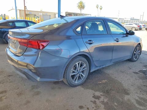 2023 Kia Forte, VIN 3KPF24AD4PE584871. Фото 3 з 6 з аукціону Copart. Каталог авто зі США OpenDataCar.