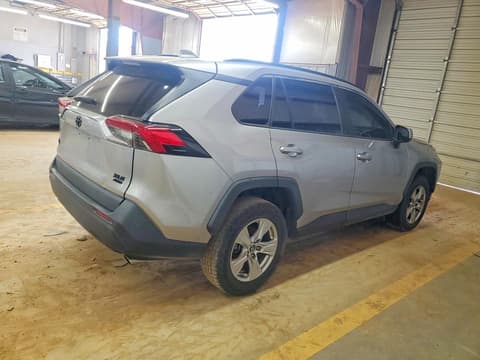 2019 Toyota RAV4, VIN 2T3P1RFV2KC002917. Фото 3 из 6 с аукциона Copart. Каталог авто из США OpenDataCar.