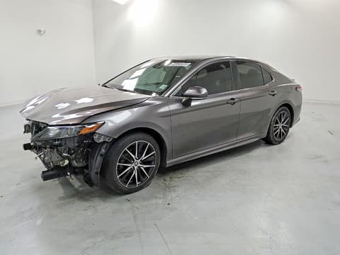 2021 Toyota Camry, VIN 4T1T11BK6MU025736. Фото 1 з 6 з аукціону Copart. Каталог авто зі США OpenDataCar.