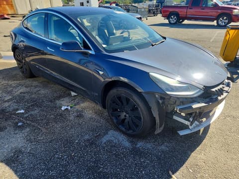 2018 Tesla Model 3, VIN 5YJ3E1EA8JF157882. Фото 4 з 6 з аукціону Copart. Каталог авто зі США OpenDataCar.