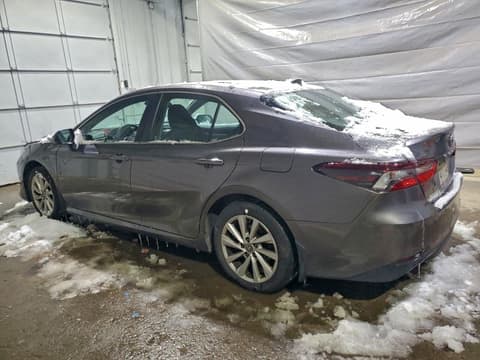 2021 Toyota Camry, VIN 4T1C11BK6MU036140. Фото 2 з 6 з аукціону Copart. Каталог авто зі США OpenDataCar.