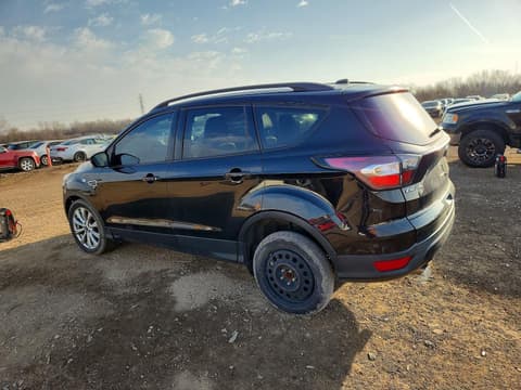 2017 Ford Escape, VIN 1FMCU0GD4HUA49275. Фото 2 з 6 з аукціону Copart. Каталог авто зі США OpenDataCar.