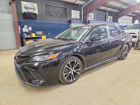 2018 Toyota Camry, VIN 4T1B11HK8JU112049. Фото 1 из 6 с аукциона Copart. Каталог авто из США OpenDataCar.