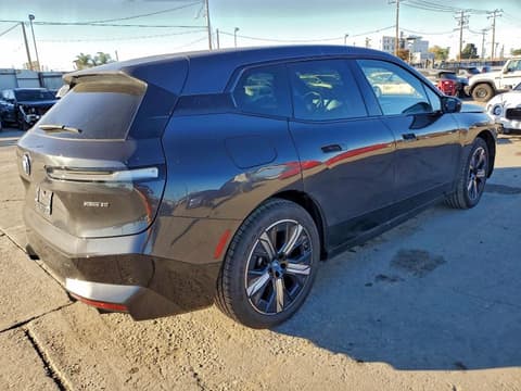 2024 Bmw iX, VIN WB523CF04RCN74259. Фото 3 з 6 з аукціону Copart. Каталог авто зі США OpenDataCar.