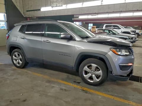2019 Jeep Compass, VIN 3C4NJDBB8KT641539. Фото 4 з 6 з аукціону Copart. Каталог авто зі США OpenDataCar.