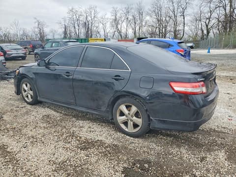 2011 Toyota Camry, VIN 4T1BF3EKXBU668687. Фото 2 з 6 з аукціону Copart. Каталог авто зі США OpenDataCar.