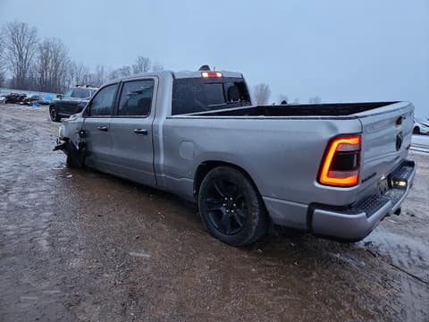 2023 Ram 1500, VIN 1C6SRFMT7PN598100. Фото 2 из 6 с аукциона Copart. Каталог авто из США OpenDataCar.