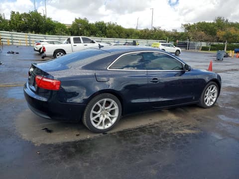 2010 Audi A5, VIN WAUCFAFR9AA072623. Фото 3 из 6 с аукциона Copart. Каталог авто из США OpenDataCar.