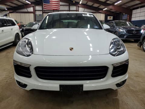 2017 Porsche Cayenne, VIN WP1AB2A25HLA52775. Фото 5 з 6 з аукціону Copart. Каталог авто зі США OpenDataCar.