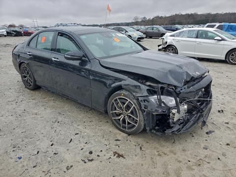 2022 Mercedes-benz E-Class, VIN W1KZF8DB5NB056646. Фото 4 з 6 з аукціону Copart. Каталог авто зі США OpenDataCar.