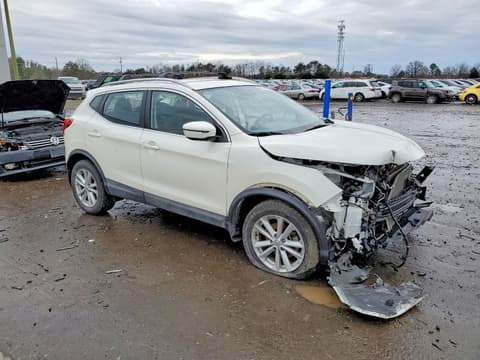 2017 Nissan Rogue Sport, VIN JN1BJ1CR9HW128075. Фото 4 з 6 з аукціону Copart. Каталог авто зі США OpenDataCar.