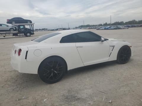 2015 Nissan GT-R, VIN JN1AR5EF5FM281737. Фото 3 з 6 з аукціону Copart. Каталог авто зі США OpenDataCar.