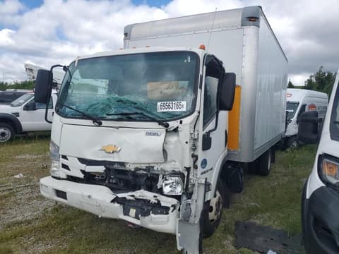 2017 Chevrolet LCF 4500HD, VIN JALCDW166H7002036. Фото 1 из 6 с аукциона Copart. Каталог авто из США OpenDataCar.